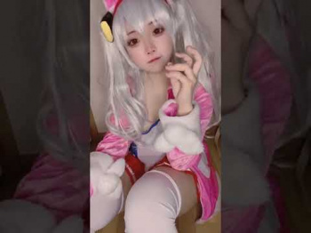 【TikTok】コスプレ少女の未発達の胸がサイコー❤ ♯tiktok ♯shorts ♯まとめ ♯見えてるの画像