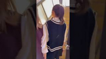高校生あるあるパンチラ【TikTok】の画像