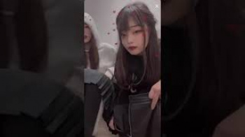TikTok 関西弁女子のパンチラ ライブ配信の画像