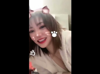 胸が見えてる TikTokライブ ポロリ #TikTokライブ #見えてる #ポロリ #胸の画像