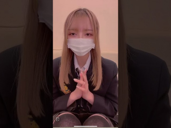 [TikTokライブ]女子高生(jk)パンツ見えちゃった… 高校生の画像