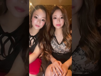TikTok #キャバ嬢 Live配信中パンチラの画像
