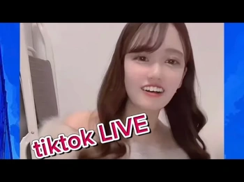 TikTok LIVEまとめ #ハプニング #パンチラの画像