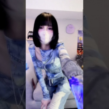 某配信アプリ パンチラ1の画像