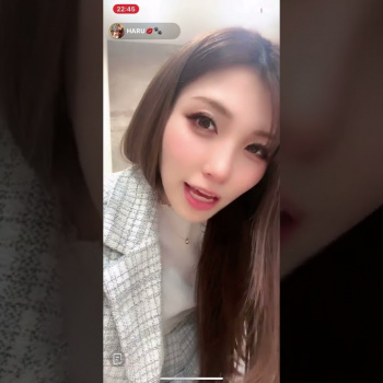【パンTモロ見え】バツ1個持ちライバーのパンチラ#TikTok #ライブ配信 #放送事故 #パンチラ ティックトックの画像