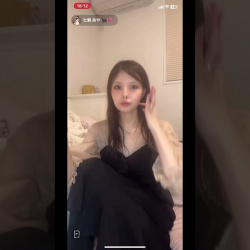 今日のおかず確定 中条あやみ似のパンチラがたまらない! #パンチラ #TikTokライブ #TikTok #ライブ配信 #放送事故の画像