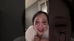 TikTok LIVE ネックレス見せてくれてありがとう #放送事故 #ギャル #美女 #インスタライブ #かわいい #ちら #ポロリの画像