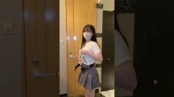 セクシー巨乳美女生着替えパンチラの画像