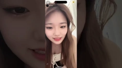 服がゆるゆるからの前屈みの画像