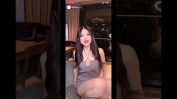 『超有名なTikTokrのパンチラ2』#TikTok #放送事故 #パンチラ#ライブ配信 ティックトックの画像