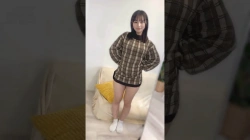 ムチムチ巨乳美女生着替えパンチラの画像