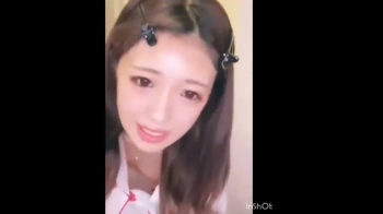 乳首ポロリの画像