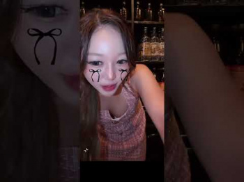 【ポロリ】え、見えてる⁉️?【TikTokライブ】の画像