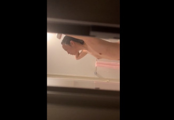 盗撮魔が記録したこの”民家盗撮”のタゲの身体が発育途中すぎてやばい件・・・の画像
