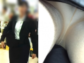 《盗撮動画》3人のハイスペ美人OLさんたちの逆さ撮りパンチラ、ありがたいでしかないｗｗの画像