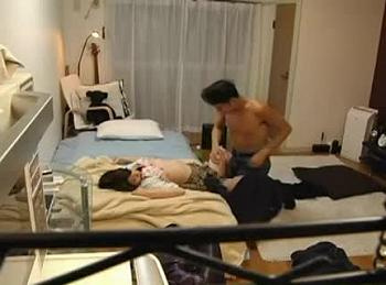 家出素人ＪＫを保護し媚薬を盛って騎乗位セックス！彼氏のデカチンを貪り、腰振りアクメの画像
