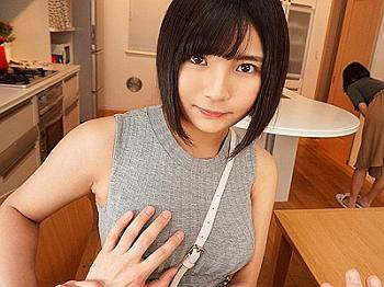 【彼女の妹】「おっぱいすげぇ…」ノーブラ巨乳で誘惑されて勃起不可避！！の画像