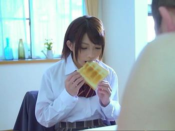 【父娘相姦レイプ】「お父さんやめてぇぇぇー！」性欲モンスターな父に生オナホ性奴隷にされる新品まんこを穢される美少女JK！の画像
