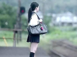 <高瀬りな×女子校生>「逃げ場なし!無人駅で捕まったJKの孕ませ中出し」の画像