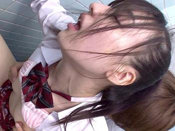 【声我慢レイプ】真面目なスレンダー清楚ロリJKをトイレで急襲！敏感乳首を執拗責めの肉便器調教…羞恥な乳首イキ＆大量潮吹きの画像