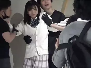 〔カップル×中出し〕運命に翻弄されるJK残酷な罠にはまってしまい避けられない終末へと進むストーリーｗｗｗの画像