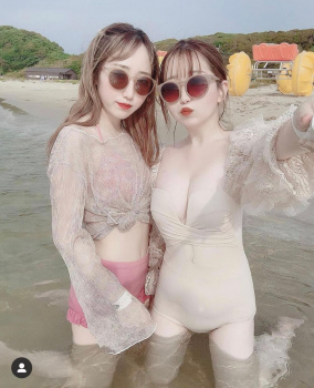【素人画像】水着で開放感のあまりエチ写真公開しちゃう女の子たちの画像