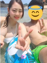 【画像】カワイイ女の子を連れて水着デートで青春を自撮りするカップル写真です。の画像