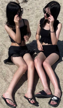 【画像】ＳＮＳでＪＫの水着写真探し奴ｗｗｗここだの画像