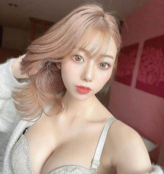 【画像】カワイイ下着とおっぱいで一層カワイくなる女の子がシコの画像