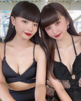 【画像】なんで女って水着で写真撮ってＳＮＳにこんなんアップするん？ｗｗの画像