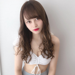 【画像】おっぱいの谷間が見える格好する女さんってなんなん！？ﾎﾞｷﾎﾞｷの画像