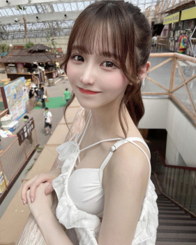 【画像】こういうカワイイ美巨乳な水着女子たちとデートしたいんやけど！？の画像
