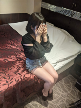 【P活女子画像】お金の為にち〇ぽしゃぶるぴちぴちな10代交援女子たちがこちらですの画像
