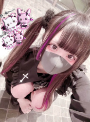 【画像】自撮りだとさらに最強にロリカワイイ地雷系の女の子たちの画像