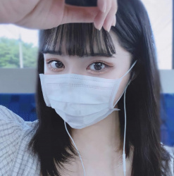 【画像】コロナ禍で発生したマスク美女達のマスク外した顔見てみたいよなwwの画像