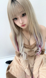 【画像】こういうエロかわな白ギャルちゃん達と付き合ってみたいwwの画像