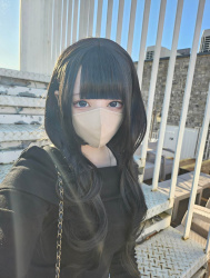 【画像】待ち受けにしたくなるくらいカワイイ口元隠し地雷系女子ちゃんの画像