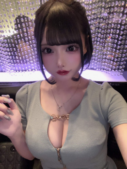 【画像】美人でおっぱいあるだけでキャバ嬢ならそこそこ稼げますか？の画像