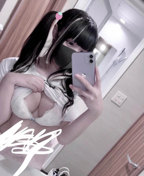 【画像】こんなにもカワイくてエロ過ぎる地雷系女子と決めセクして～ｗｗの画像