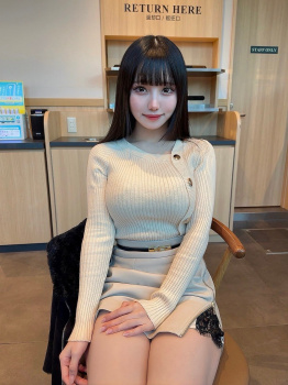 【画像】ツンっ♡ってしたくなるパツパツおっぱい美女たちｗｗの画像