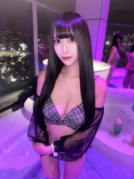 【画像】シコシコしていいよ？なドスケベおっぱいの水着女さんの画像