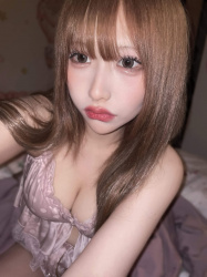 【画像】彼女の家にお泊りでこんな格好だったら我慢できるけ！？ｗｗの画像