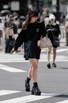 【画像】女ってこうやって眺めてるだけでもボキボキしてくるの画像