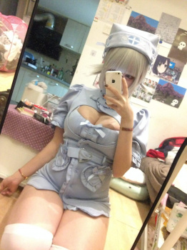 【画像】これ見てたら彼女にコスプレさせてバチハメえっちしたくなってくるｗｗの画像