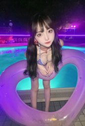 【画像】今年の夏はこういうドエロい水着女たちとパコれたかい？ｗｗの画像