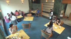 ハイテンションで全裸淫語羞恥芸をなさる超ド級変態女が来る喫茶店 その1の画像