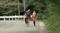 童貞と知った母と妹が混浴露天風呂で筆おろし！ 前半の画像