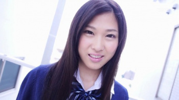 堀口真希 黒髪ロングの可愛らしいお嬢さんのデビュー作 前半の画像