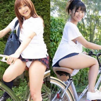 【画像】ミニスカやショーパンで自転車に乗って魅惑的な太もも見せてる美少女グラビア画像!!の画像