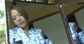 【人妻不倫】巨乳人妻が温泉で浴衣姿で不倫！大きな胸を揉まれながら巨根を嵌められイキまくり！の画像